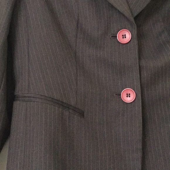 Suit jacket - Picture 2 of 4